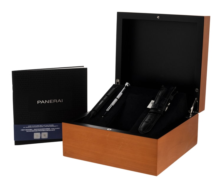 Panerai Luminor Chrono PAM01109 Image 4